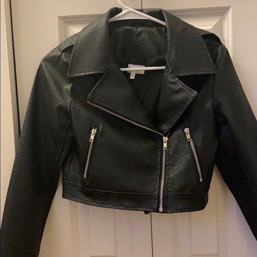 Cropped Faux Leather Jacket